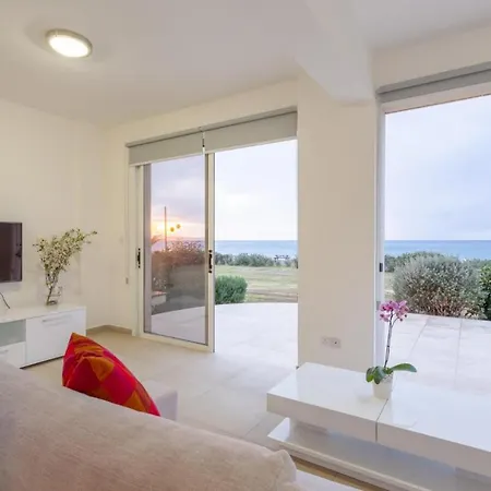 Villa Blue Diamond