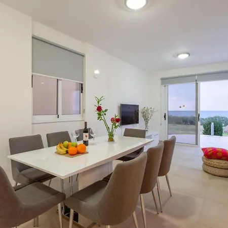 Blue Diamond Villa